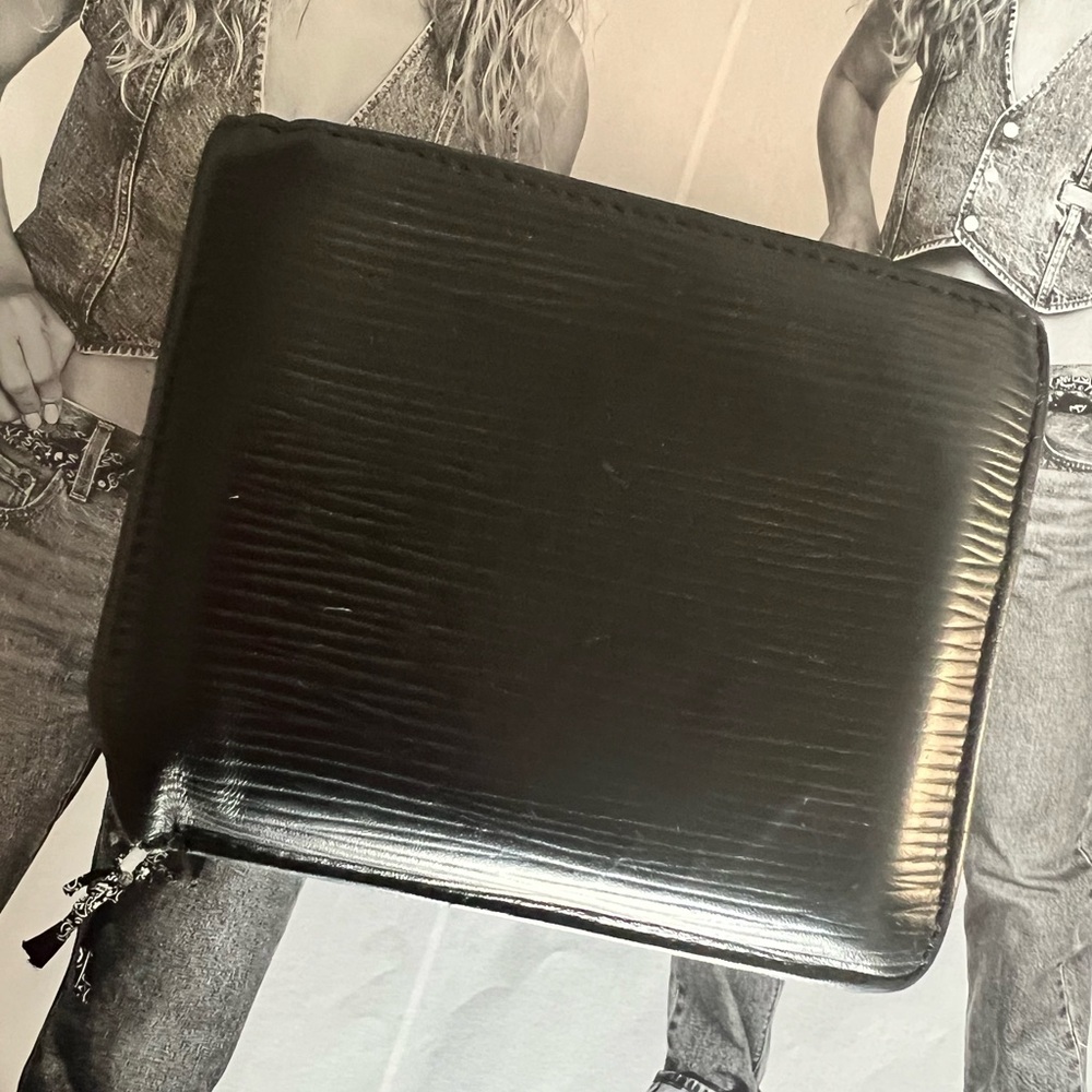 Louis Vuitton men’s leather wallet